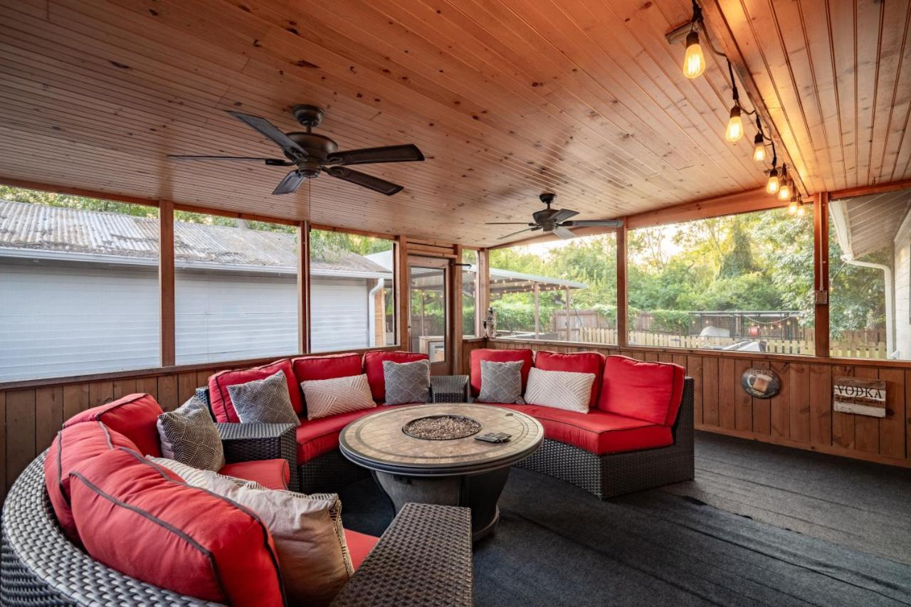 Ol Sarge Retreat Outdoor Amenities Cozy Charm Villa Bryan Exterior photo